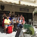 佩瑞艺术酒店