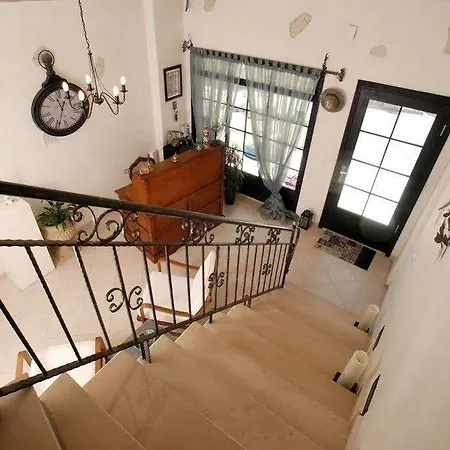 מלון Peri Art 2*